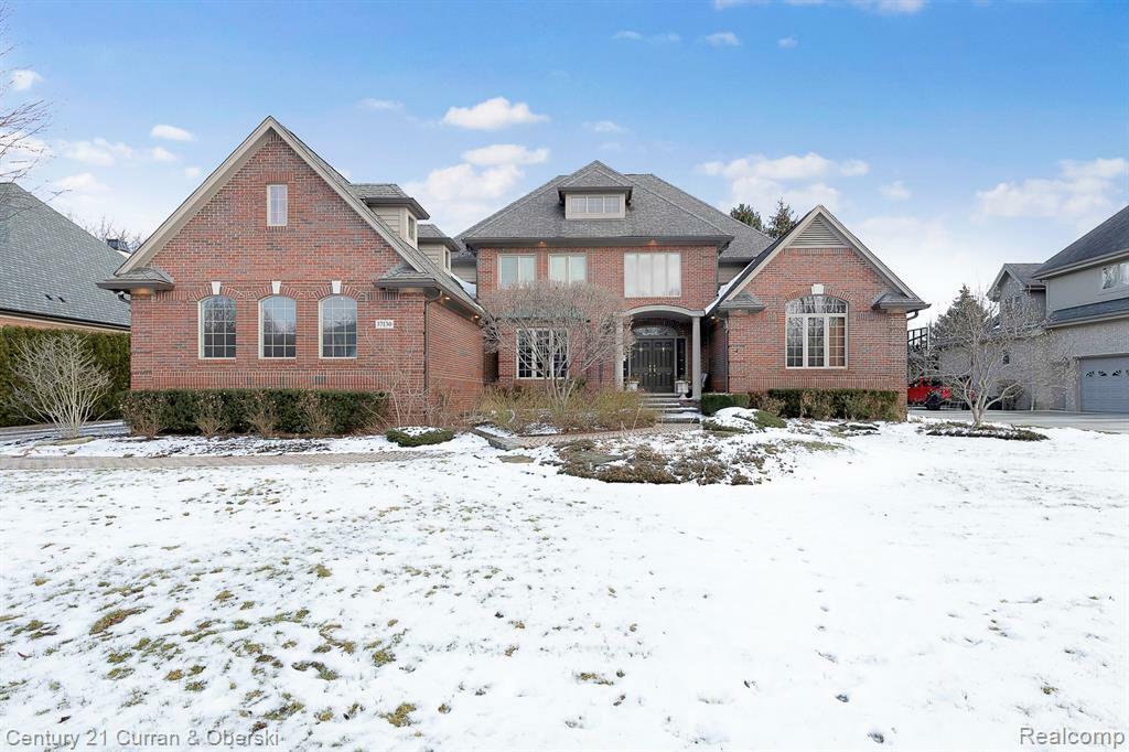 Property Photo:  37130 Willow Lane  MI 48036 3666 