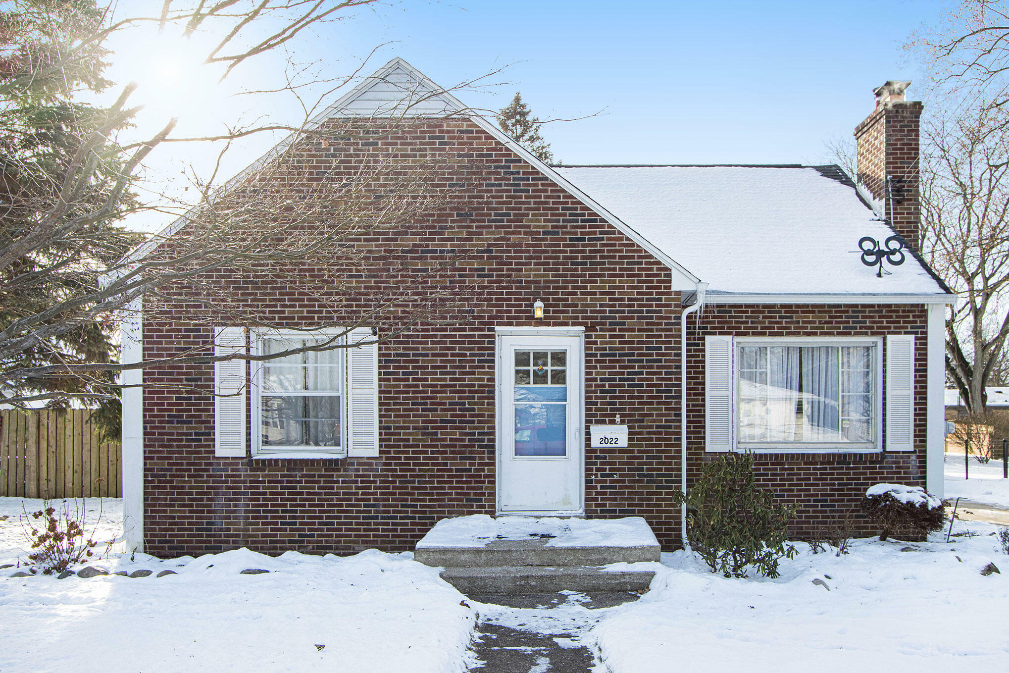 Property Photo:  2022 Paddington Road  MI 49001 