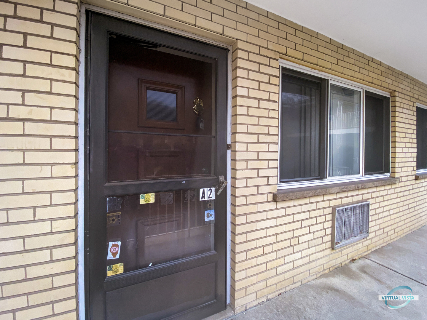 Property Photo: 1041 N Northwest Highway N A2 IL 60068