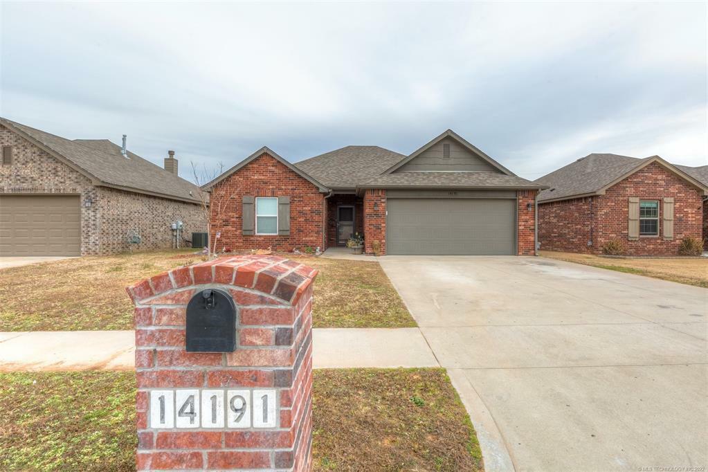 Property Photo:  14191 S 270th Avenue  OK 74429 