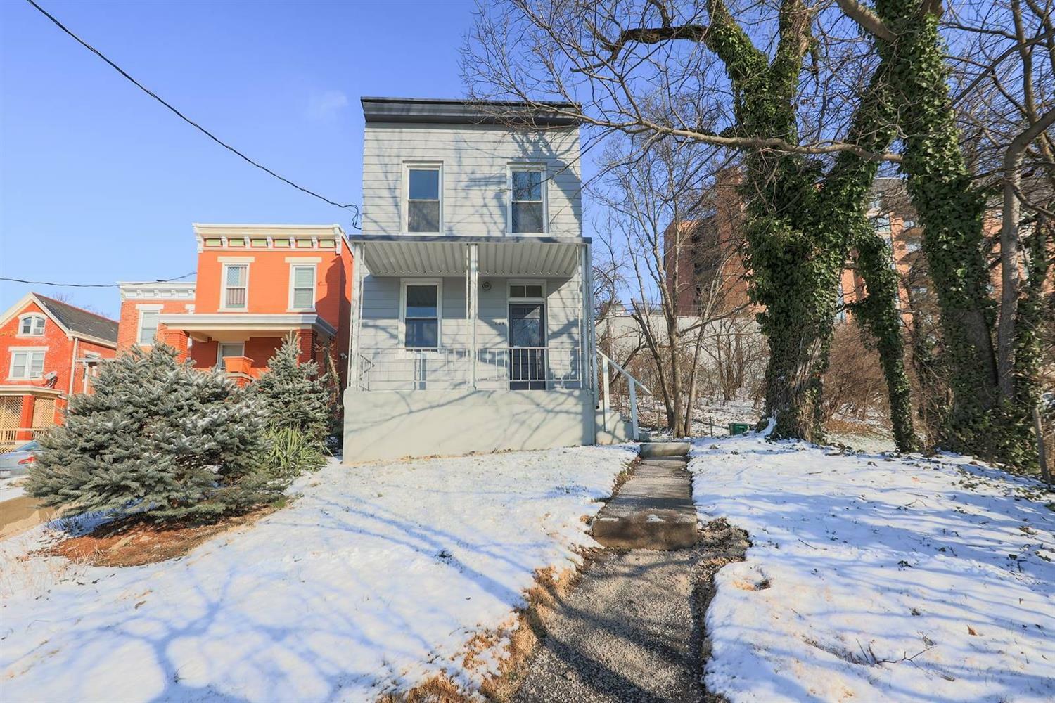 Property Photo:  964 Ludlow Ave  OH 45220 