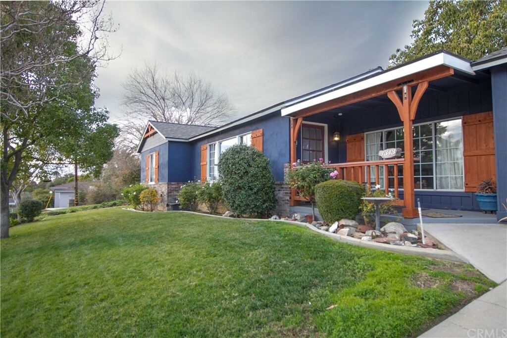 Property Photo:  1343 La Loma Drive  CA 92373 
