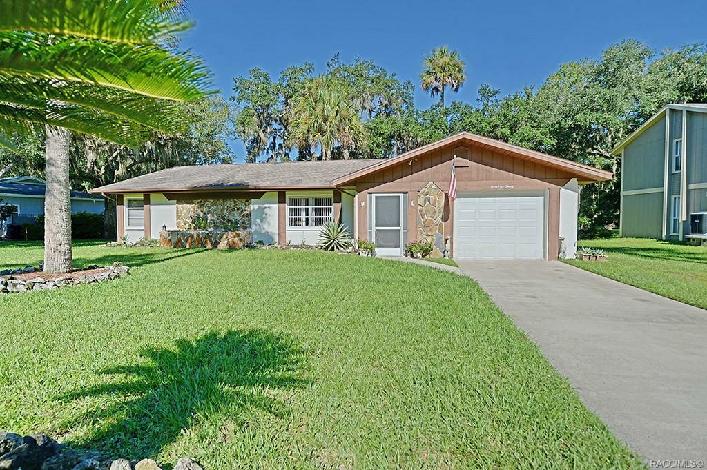 Property Photo:  4130 N Concord Drive  FL 34428 