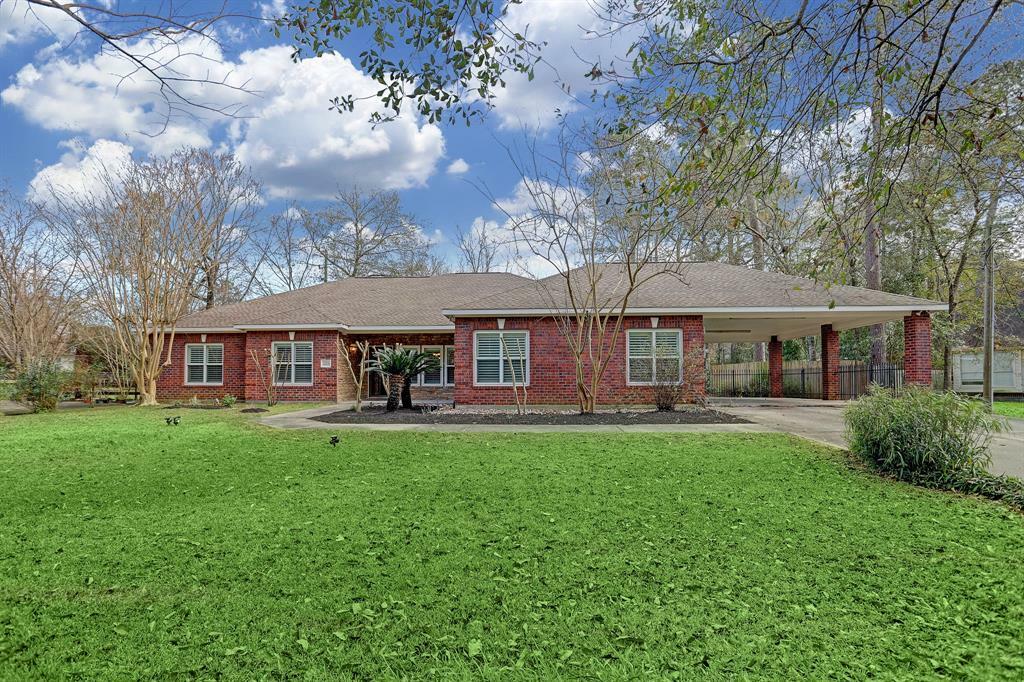 Property Photo: 32806 Westwood Square West Drive TX 77354