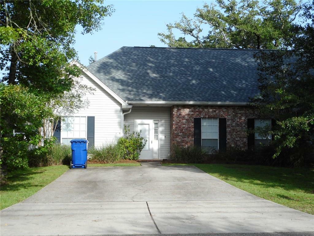 807 Laffite Street  Mandeville LA 70448 photo