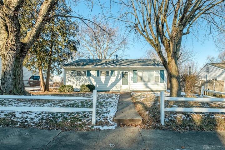 15 Sillman Court  Fairborn OH 45324 photo