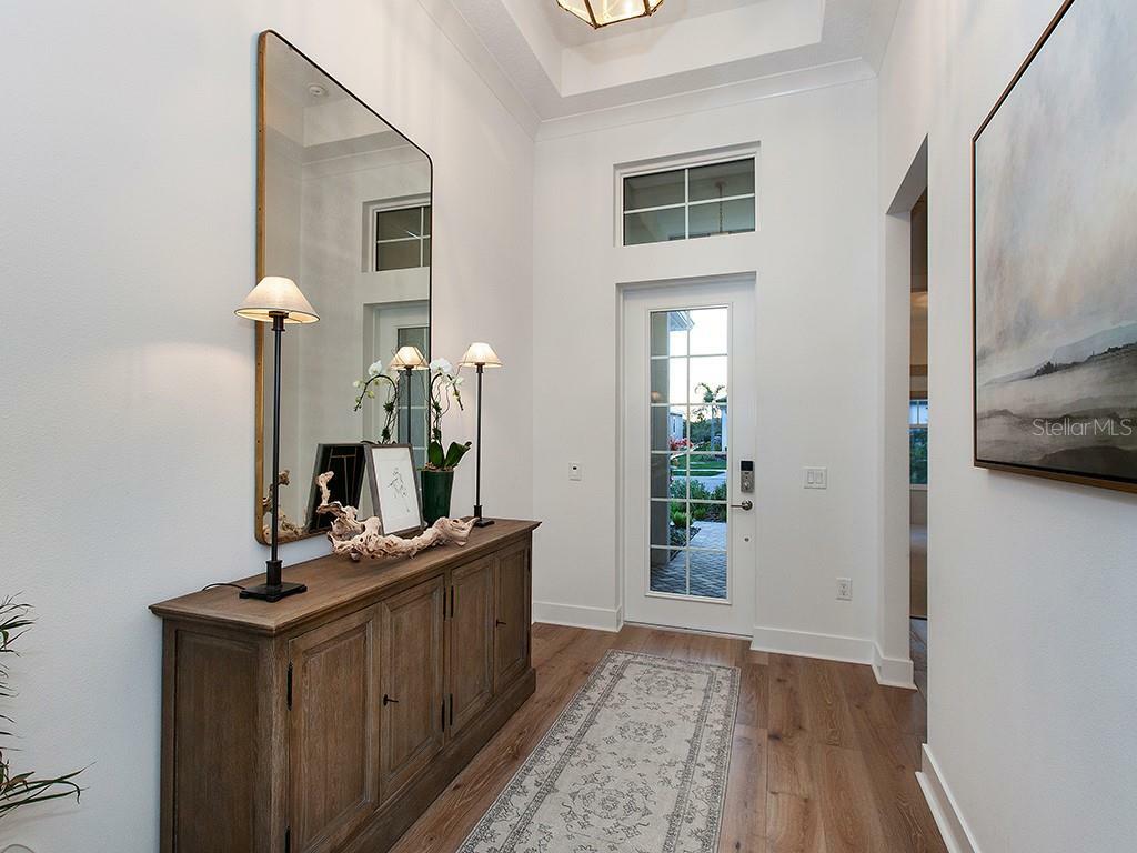 Property Photo: 796 Tailwind Place FL 34240