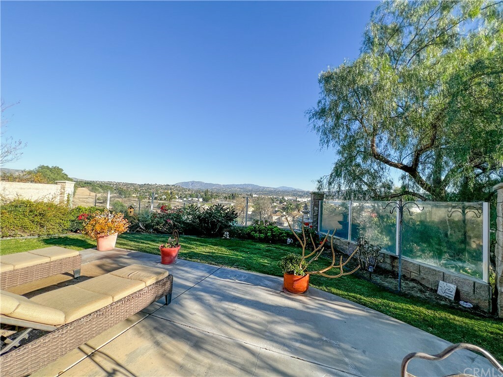 Property Photo:  2018 Ford Lane  CA 92870 