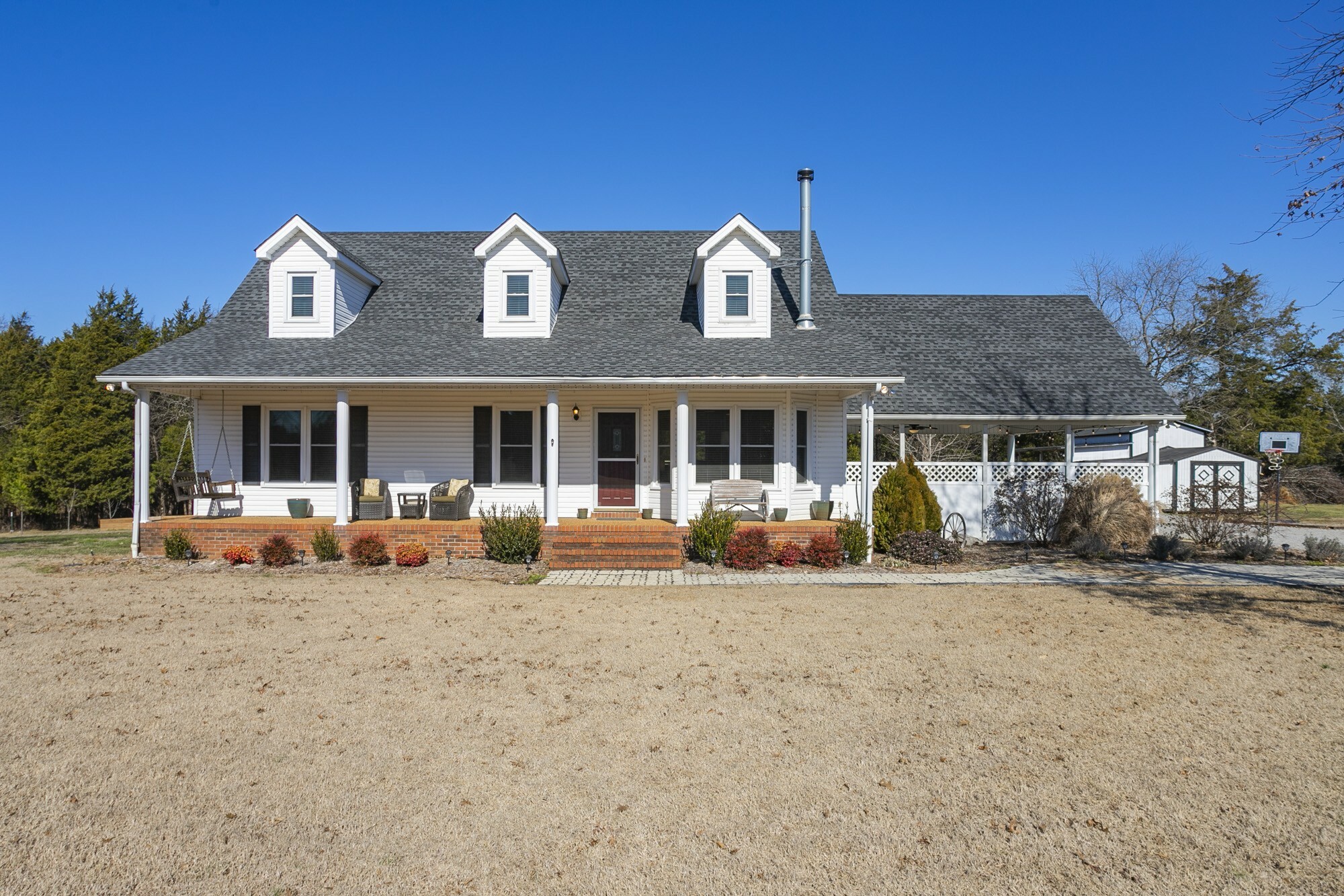 Property Photo: 1502 Holly Grove Rd TN 37091