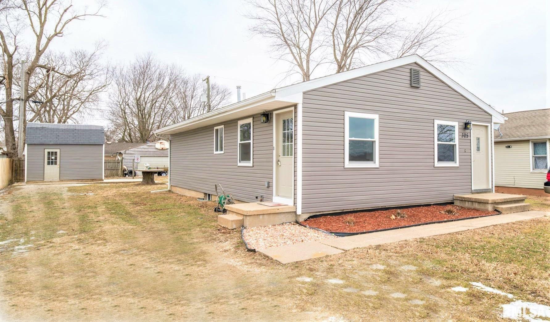 Property Photo:  305 5th  IL 61564 