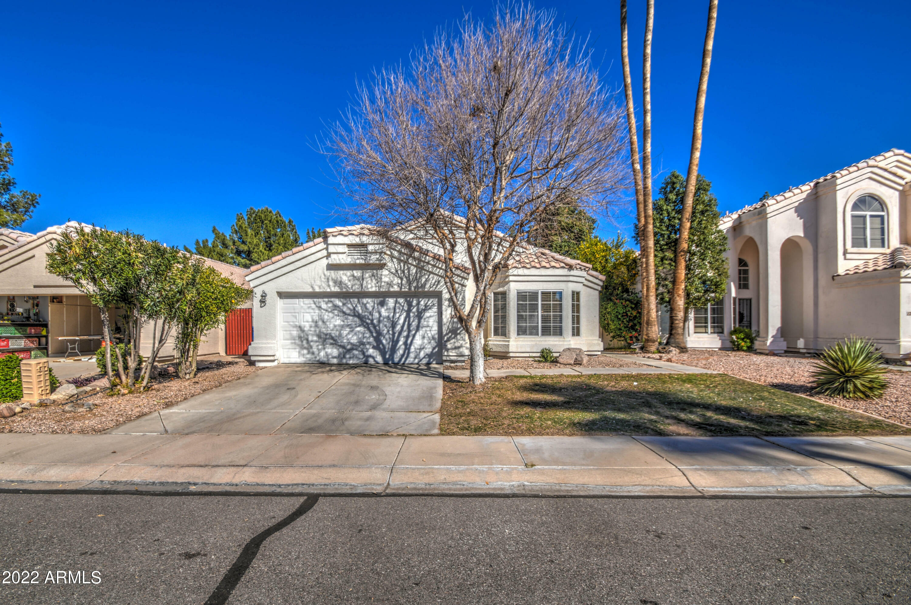 Property Photo:  1706 E Commonwealth Circle  AZ 85225 