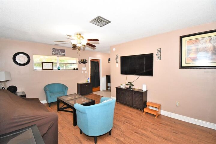 Property Photo:  460 Mount Vernon Court  FL 32726 