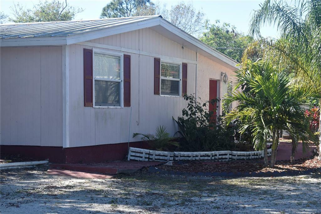 Property Photo: 5517 Wilson Drive FL 33982