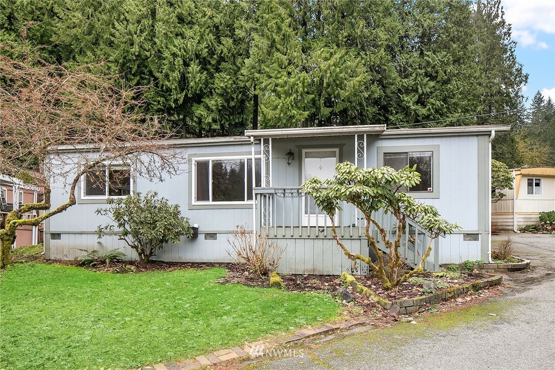 Property Photo:  9622 315th Avenue SE 3  WA 98027 