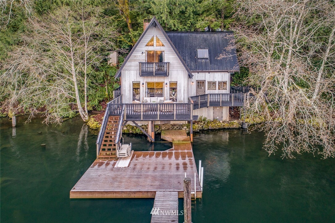 Property Photo:  790 S Shore Road  WA 98363 