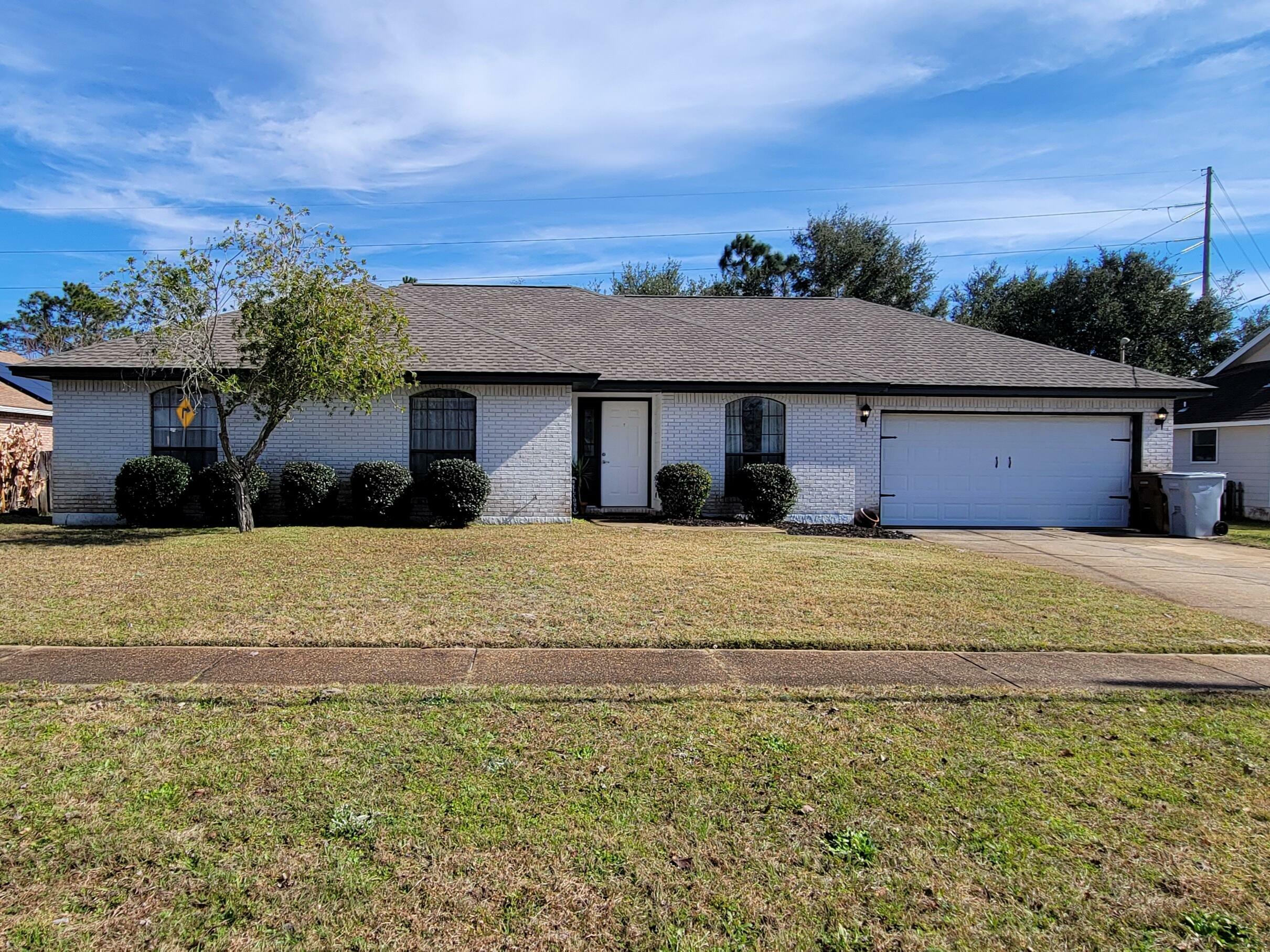 Property Photo:  2240 Prytania Circle  FL 32566 