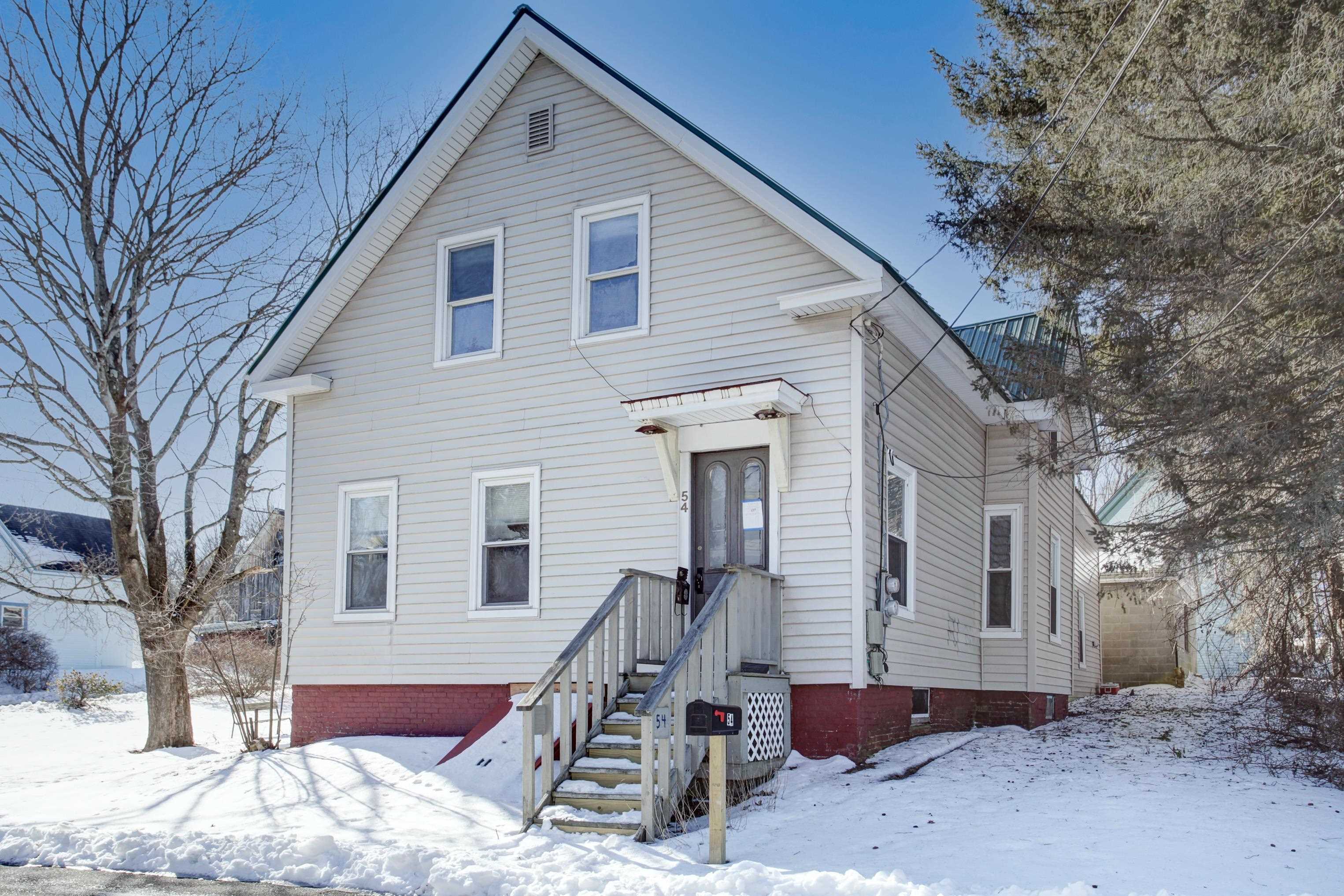 Property Photo:  54 Armory Street  NH 03431 