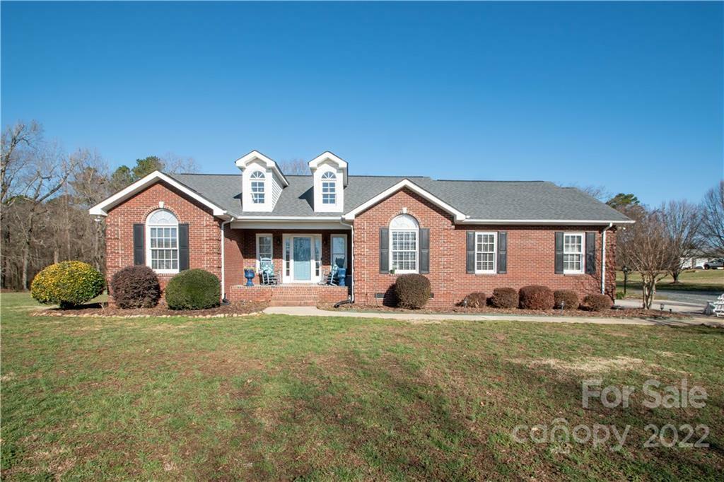 Property Photo:  3519 Old Camden Road  NC 28110 