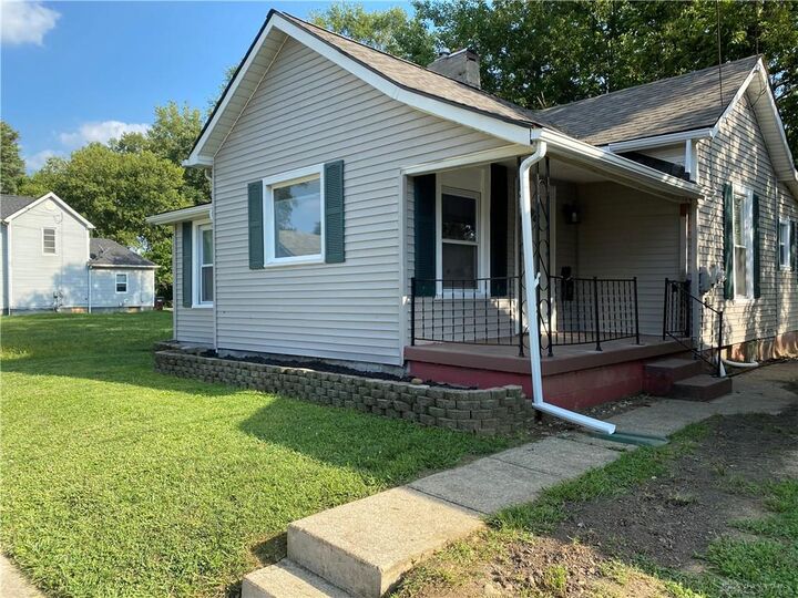 2006 Woodlawn Avenue  Middletown OH 45044 photo