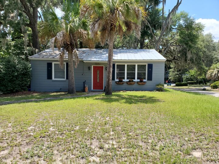 1320 Church Street  Beaufort SC 29902 photo