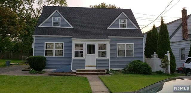 Property Photo:  91 Aberdeen Court  NJ 07508 