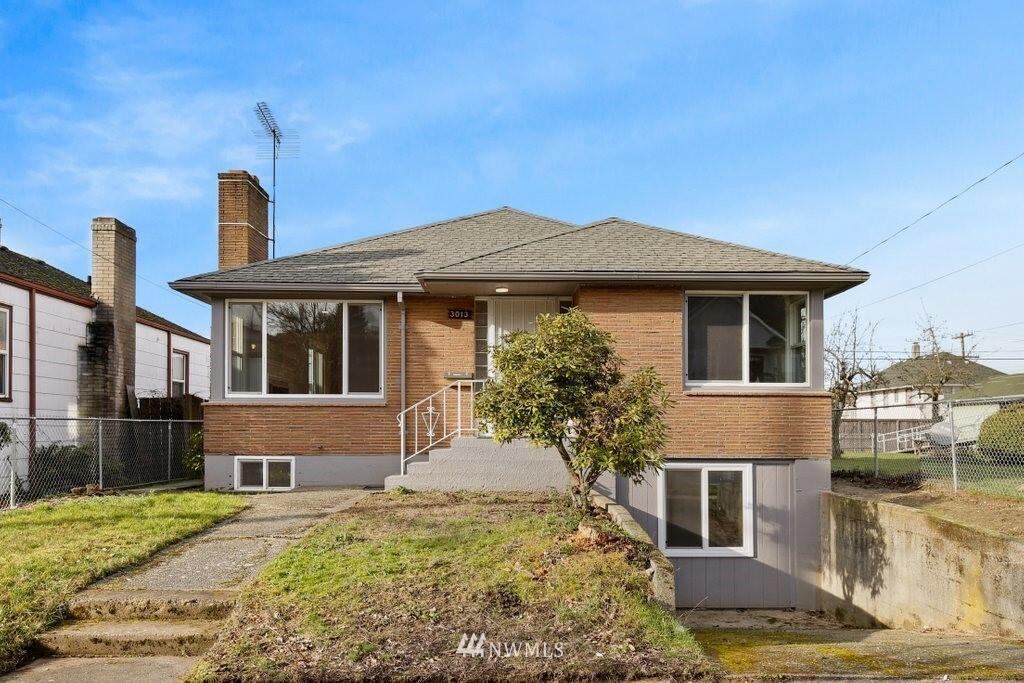 3013 15th Avenue S  Seattle WA 98144 photo