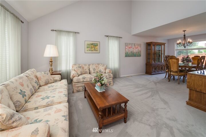 Property Photo:  1216 SW 330th Place  WA 98023 