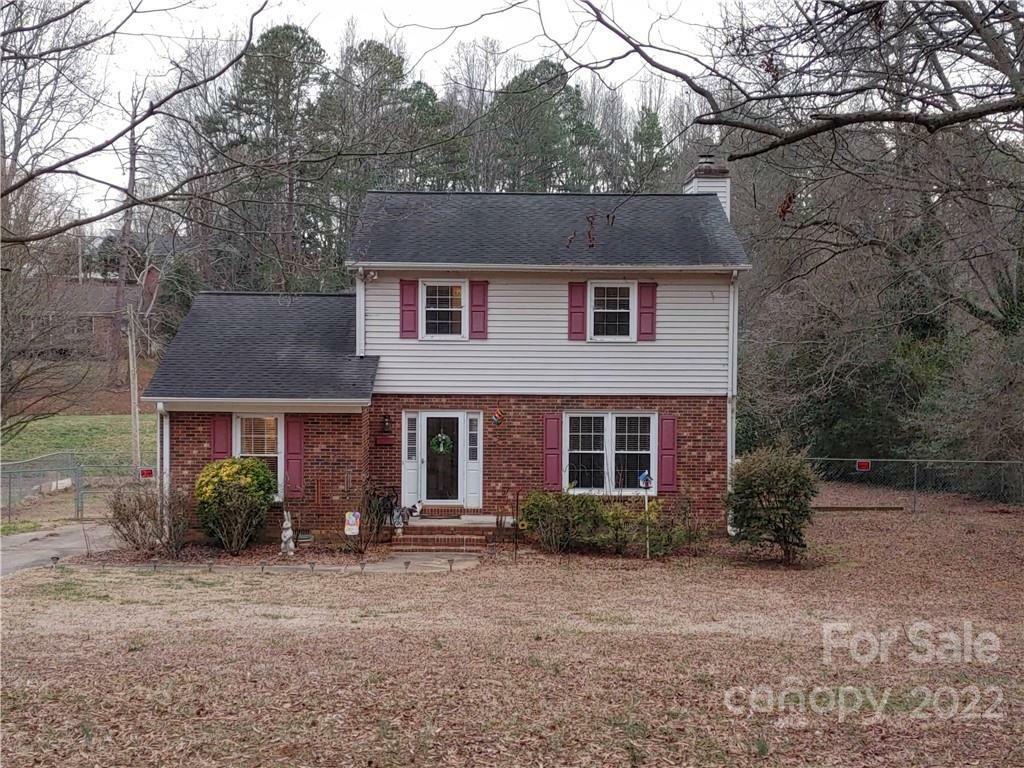 Property Photo:  413 Pineview Drive  NC 28086 