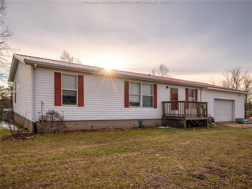 Property Photo: 188 Village Lane WV 25541