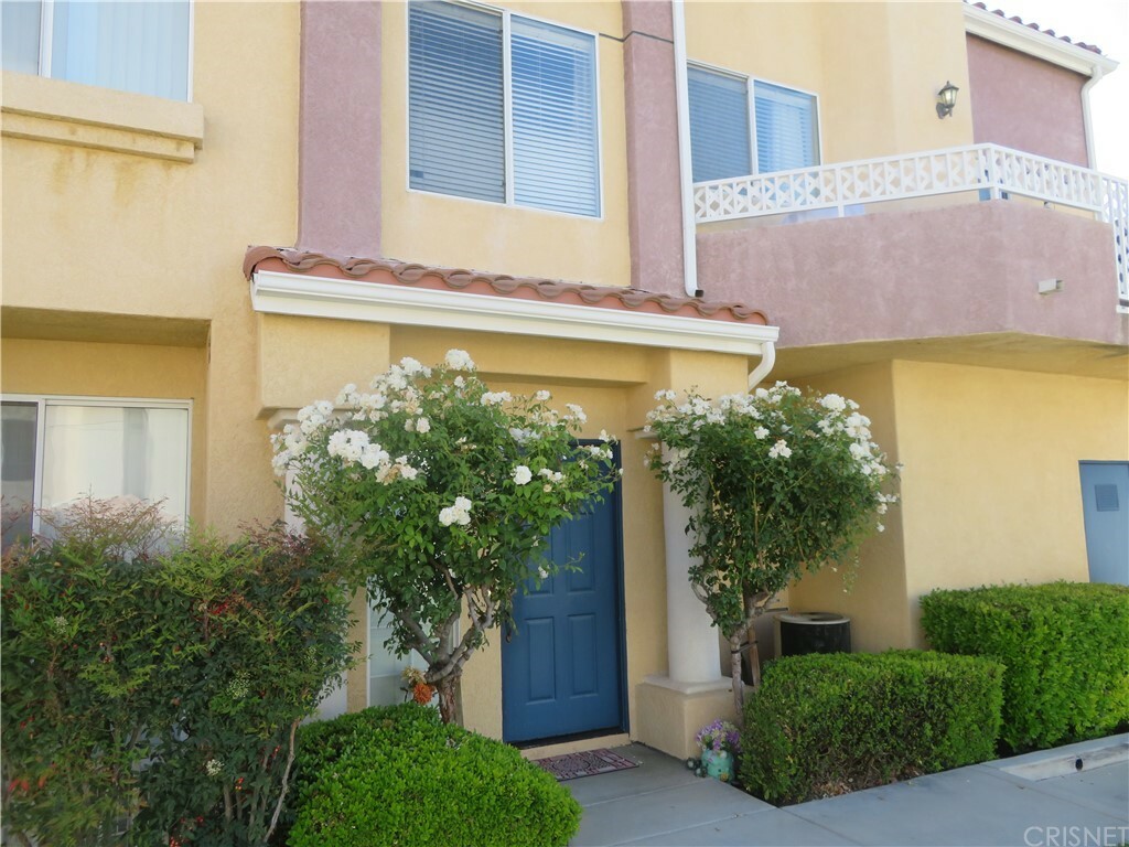 Property Photo:  18130 Flynn Drive 61405  CA 91387 