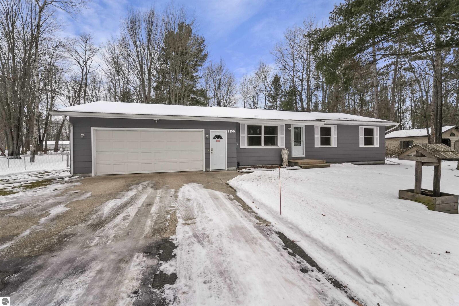 Property Photo: 7109 Red Maple Drive MI 49601