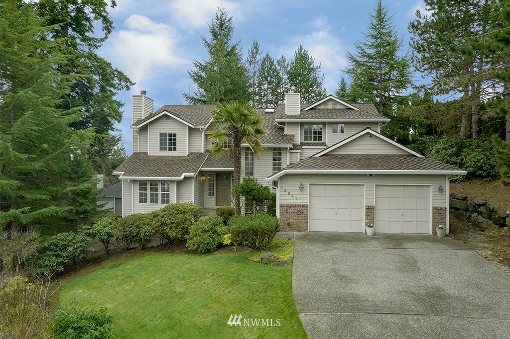 Property Photo:  12841 SE 80th Way  WA 98056 