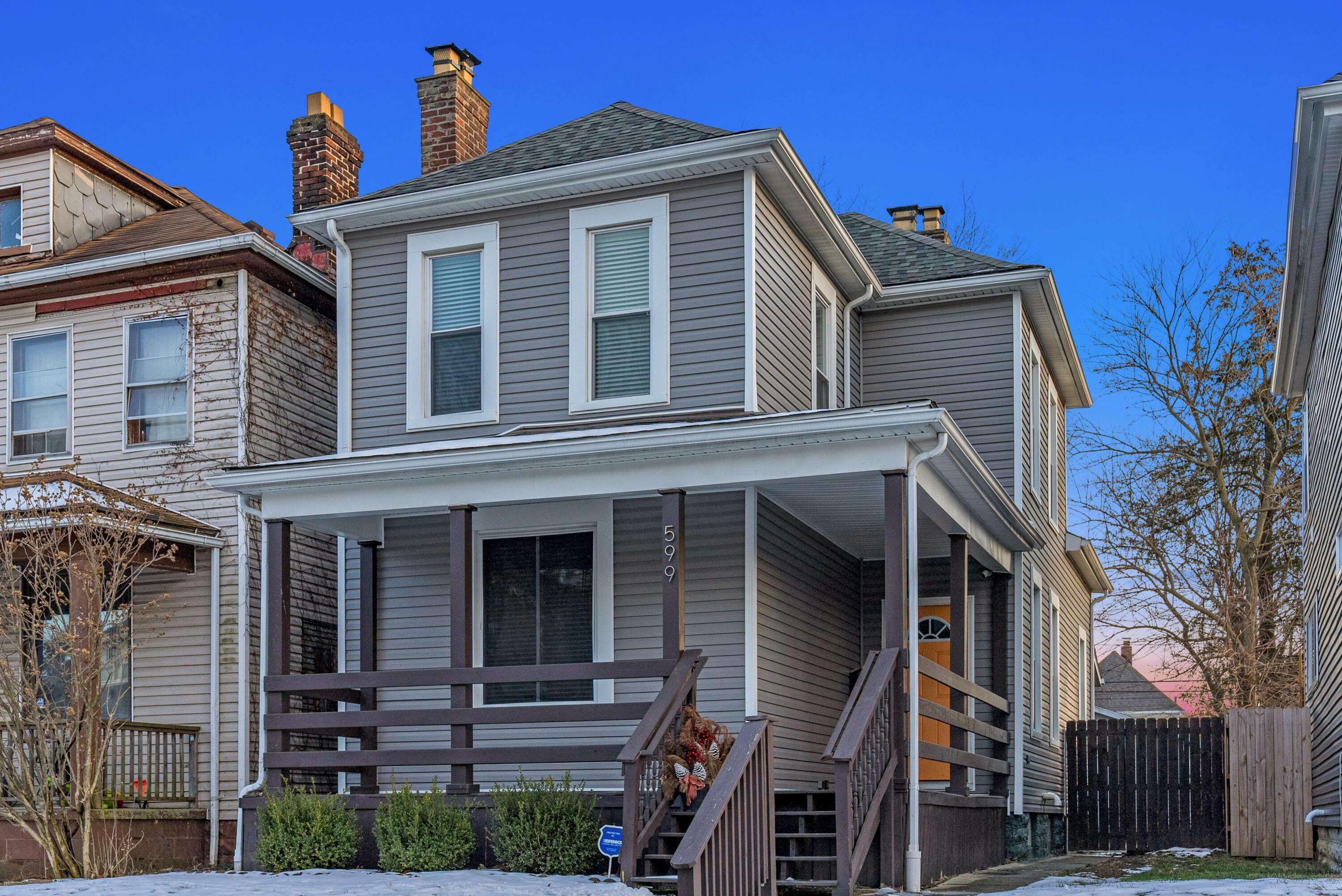 Property Photo: 599 Siebert Street OH 43206