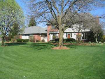 Property Photo:  115 Lynn Ct  IN 46077 