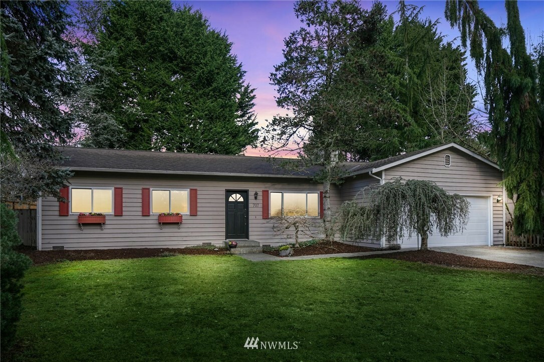 Property Photo:  707 Harvest Road  WA 98012 