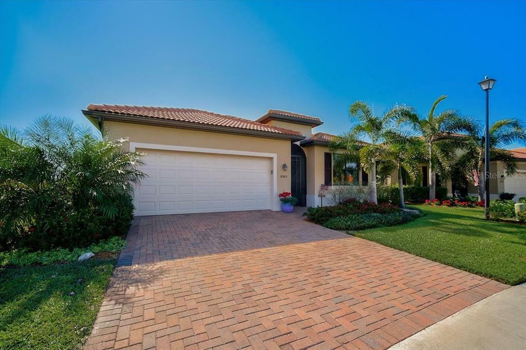Property Photo: 10463 Medjool Drive FL 34293