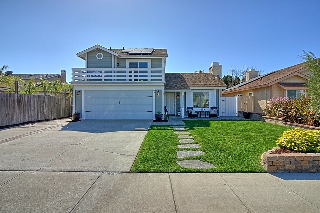 Property Photo:  991 Jasper Avenue  CA 93004 