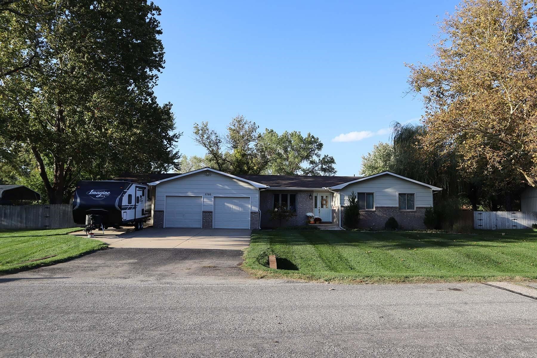 Property Photo:  3700 E Haven  KS 67037-7040 