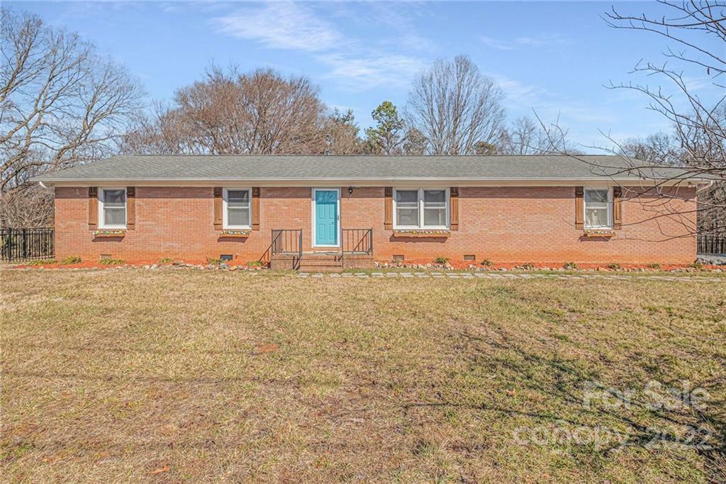 Property Photo:  2900 Clover Road NW  NC 28027 