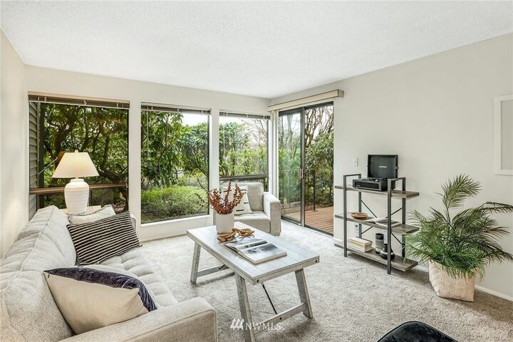 Property Photo: 3410 25th Avenue W 102 WA 98199