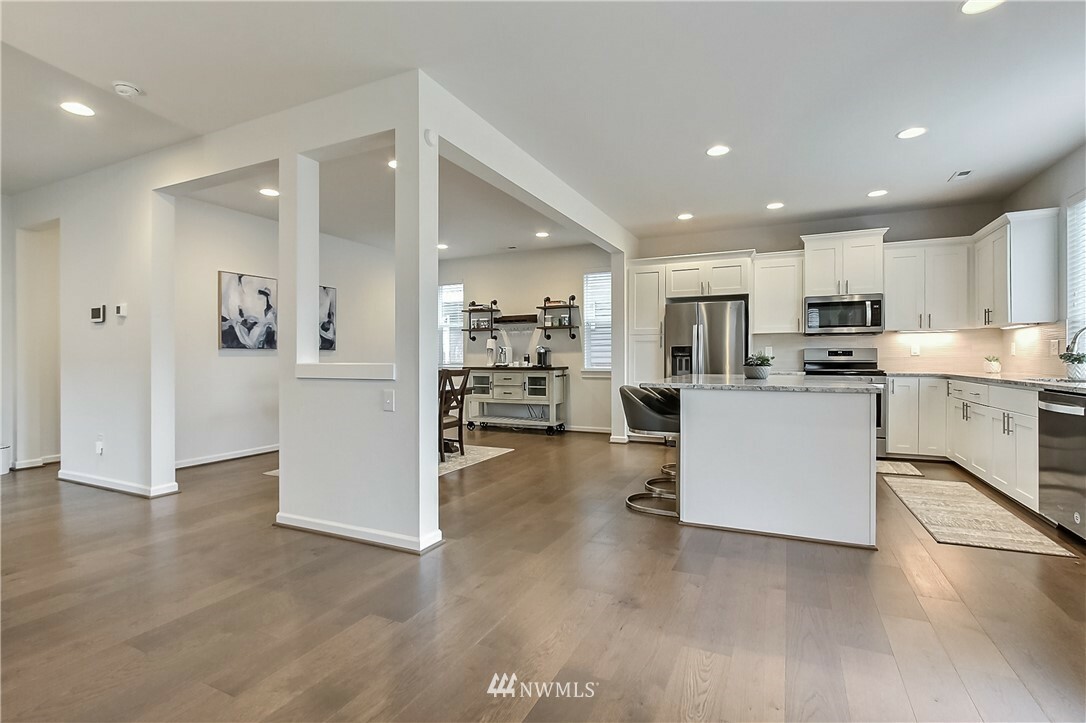 Property Photo: 27324 14th Court S WA 98198