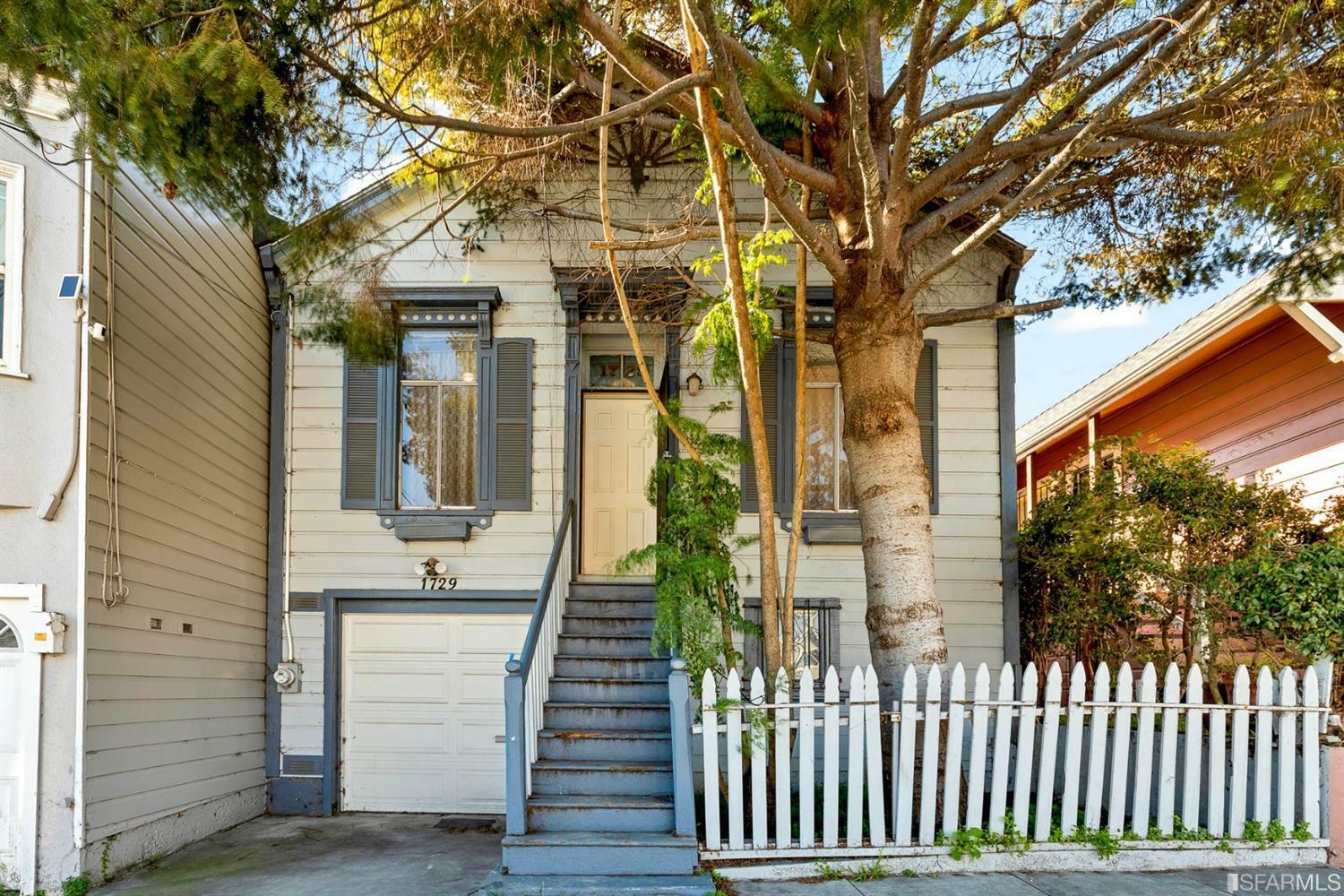 Property Photo:  1729 Revere Avenue  CA 94124 