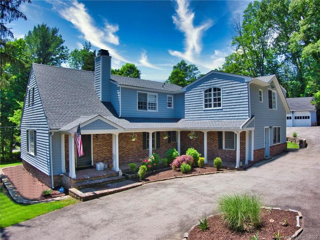 Property Photo:  239 Briar Brae Road  CT 06903 