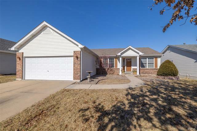 Property Photo:  1408 Sportsmans Court   63366 