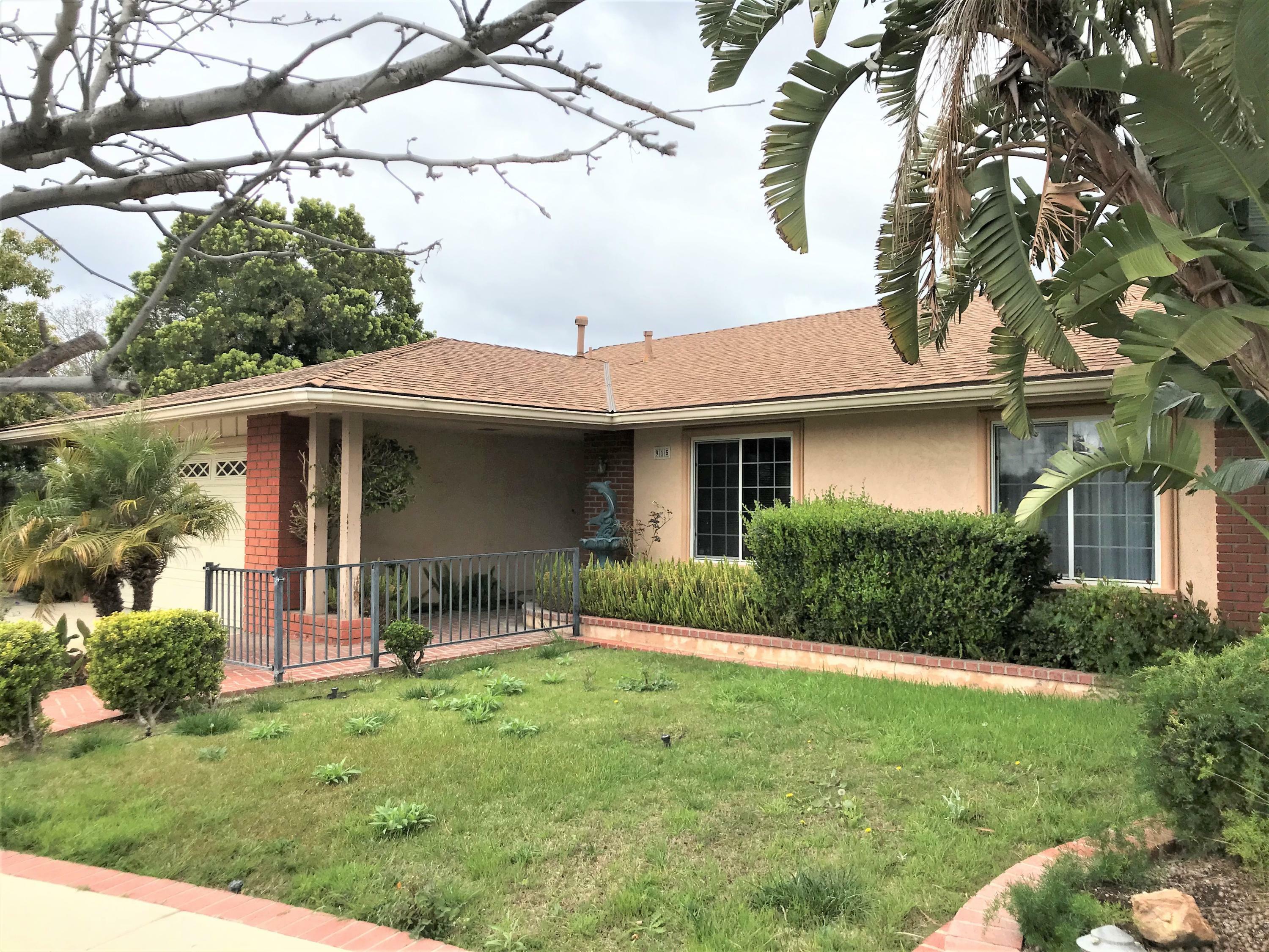 Property Photo:  915 W Marcello Avenue  CA 91320 