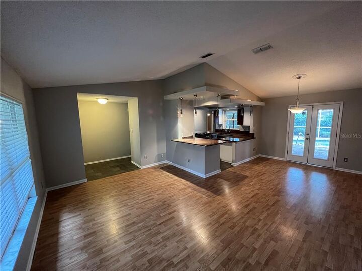 Property Photo: 8220 Wellsmere Circle FL 32835