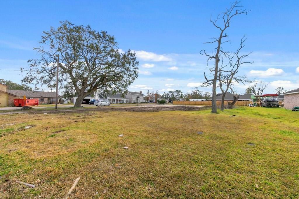 Property Photo:  1305 W McNeese Street  LA 70605 