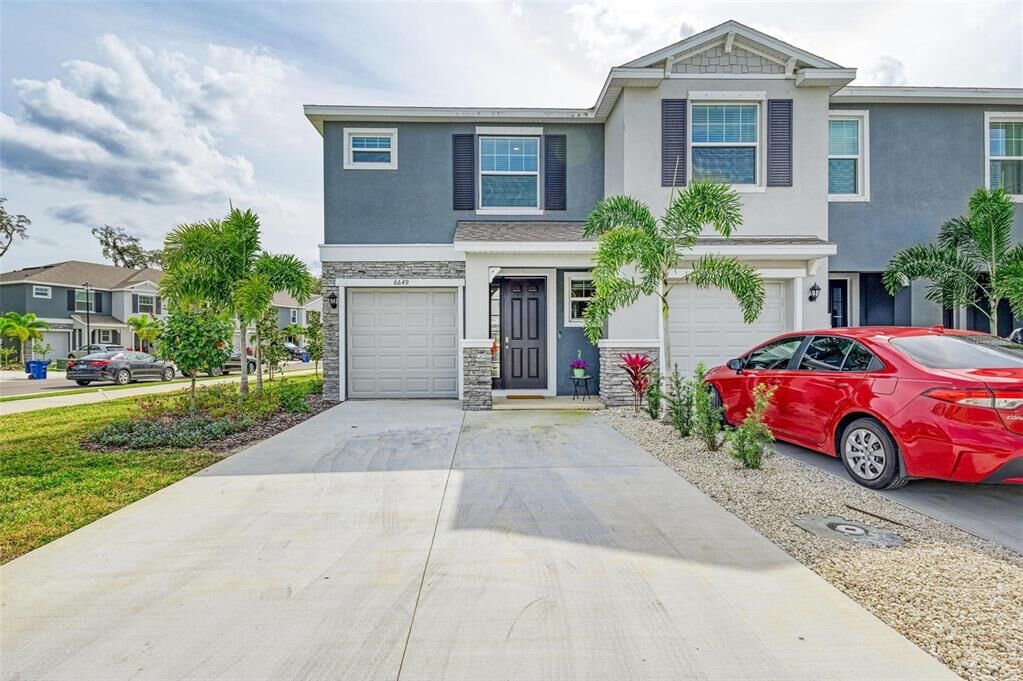 Property Photo:  6649 Serenity Fall Lane  FL 34240 