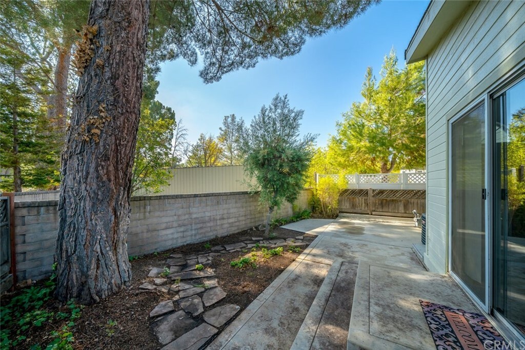 Property Photo: 19 Via Santa Barbara CA 93446