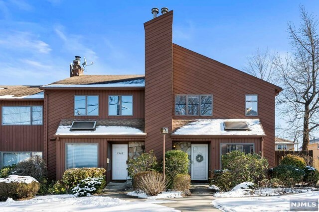 Property Photo:  2466 Hammett Avenue  NJ 07024 